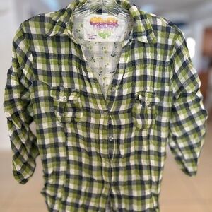 Derek Heart Green and Black Plaid Button Down Shirt